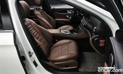 Mercedes-Benz E-Class 2022 2.0 гидро в Москве, миниатюра 10