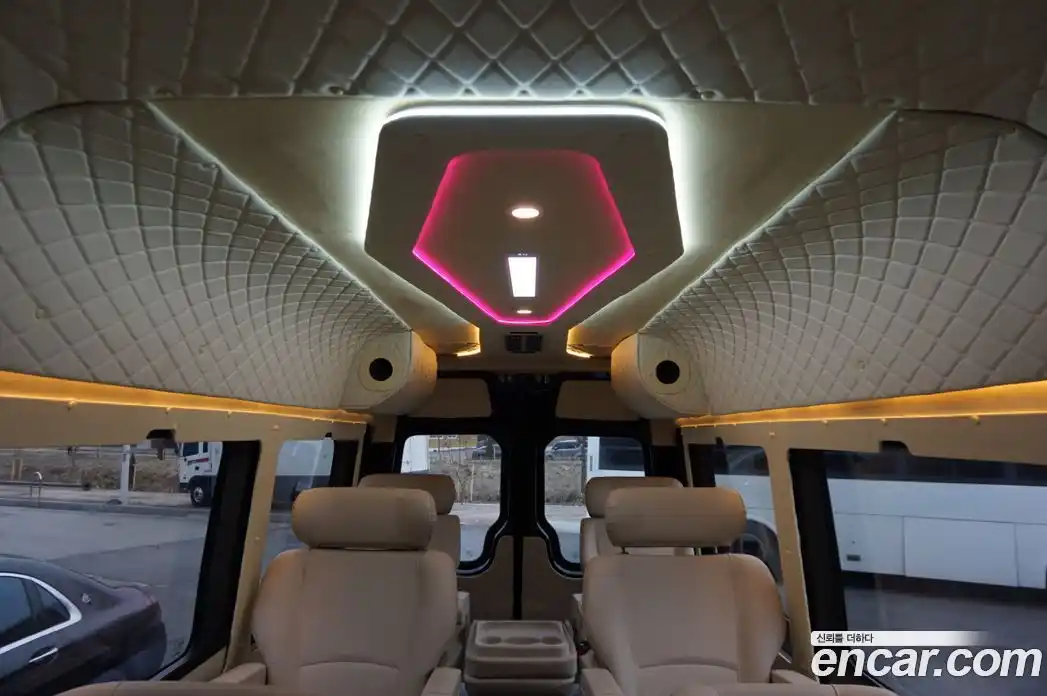 Mercedes-Benz Sprinter 2018 3.0 гидро в Москве № 1194385, фото 13
