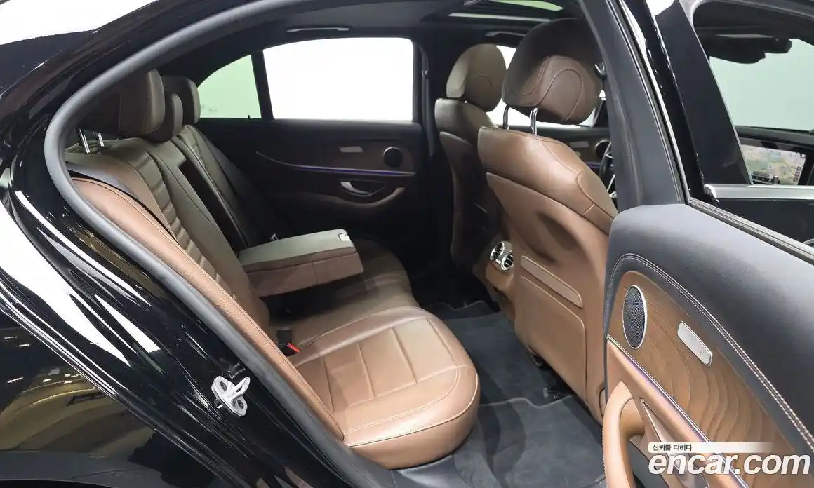 Mercedes-Benz E-Class 2020 2.0 гидро в Москве, фото 12