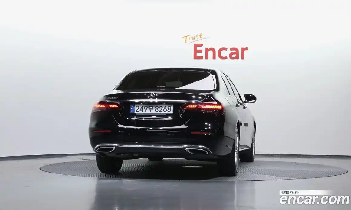 Mercedes-Benz E-Class 2020 2.0 гидро в Москве, фото 4