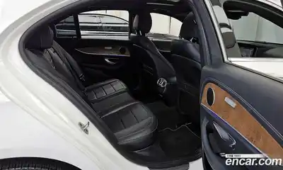 Mercedes-Benz E-Class 2021 2.0 гидро в Москве, миниатюра 12