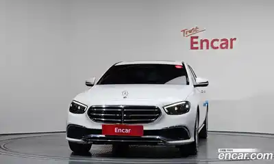 Mercedes-Benz E-Class 2021 2.0 гидро в Москве, миниатюра 3