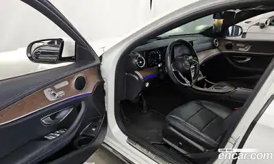 Mercedes-Benz E-Class 2021 2.0 гидро в Москве, миниатюра 10