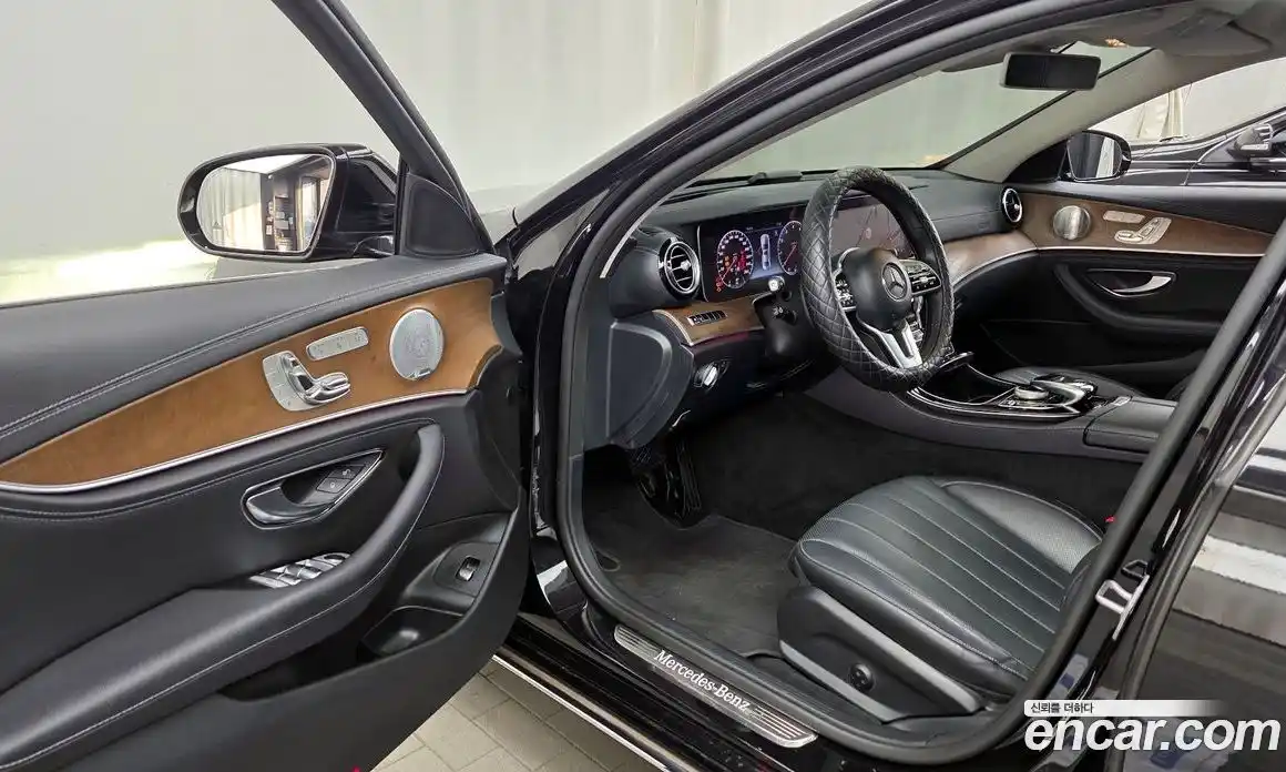 Mercedes-Benz E-Class 2019 2.0 гидро в Москве, фото 10