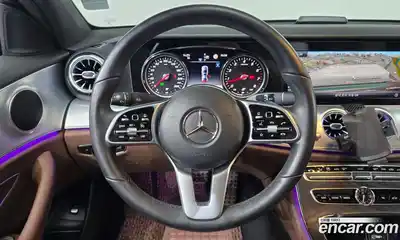 Mercedes-Benz E-Class 2019 2.0 гидро в Москве, миниатюра 12