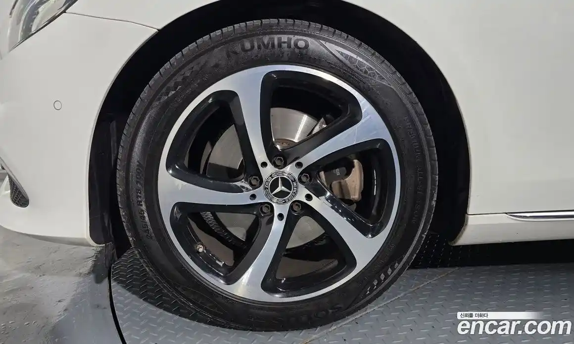 Mercedes-Benz E-Class 2019 2.0 гидро в Москве, фото 4