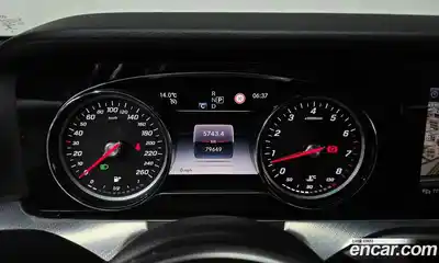 Mercedes-Benz E-Class 2019 2.0 гидро в Москве, миниатюра 7