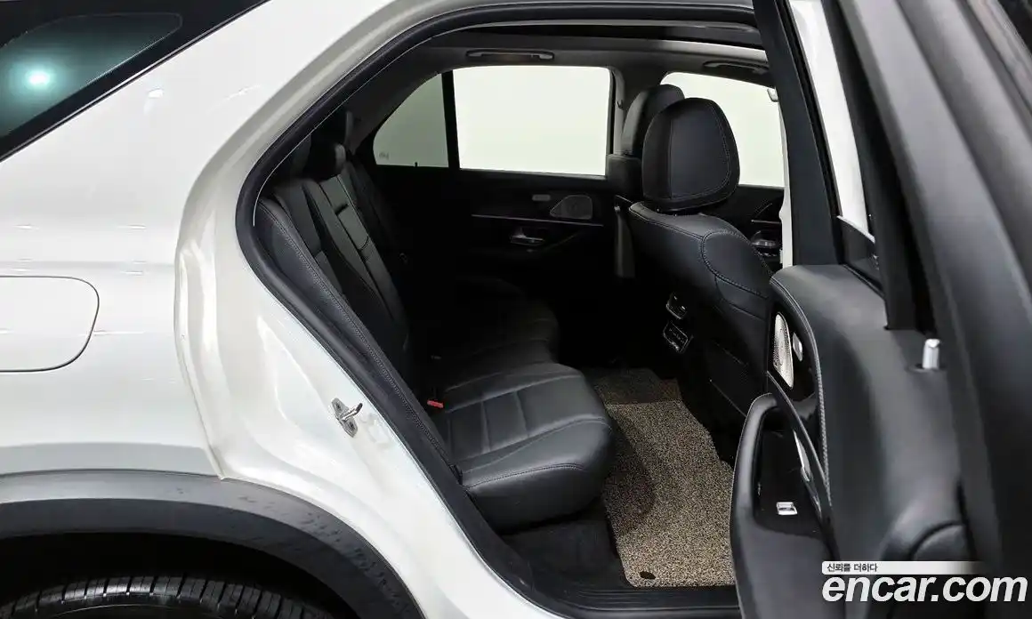 Mercedes-Benz GLE-Class 2022 2.0 Автомат в Москве № 1194677, фото 12