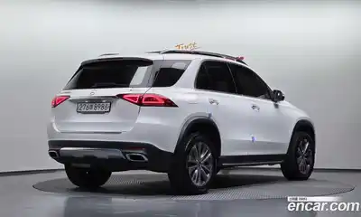 Mercedes-Benz GLE-Class 2022 2.0 Автомат в Москве № 1194677, миниатюра 2