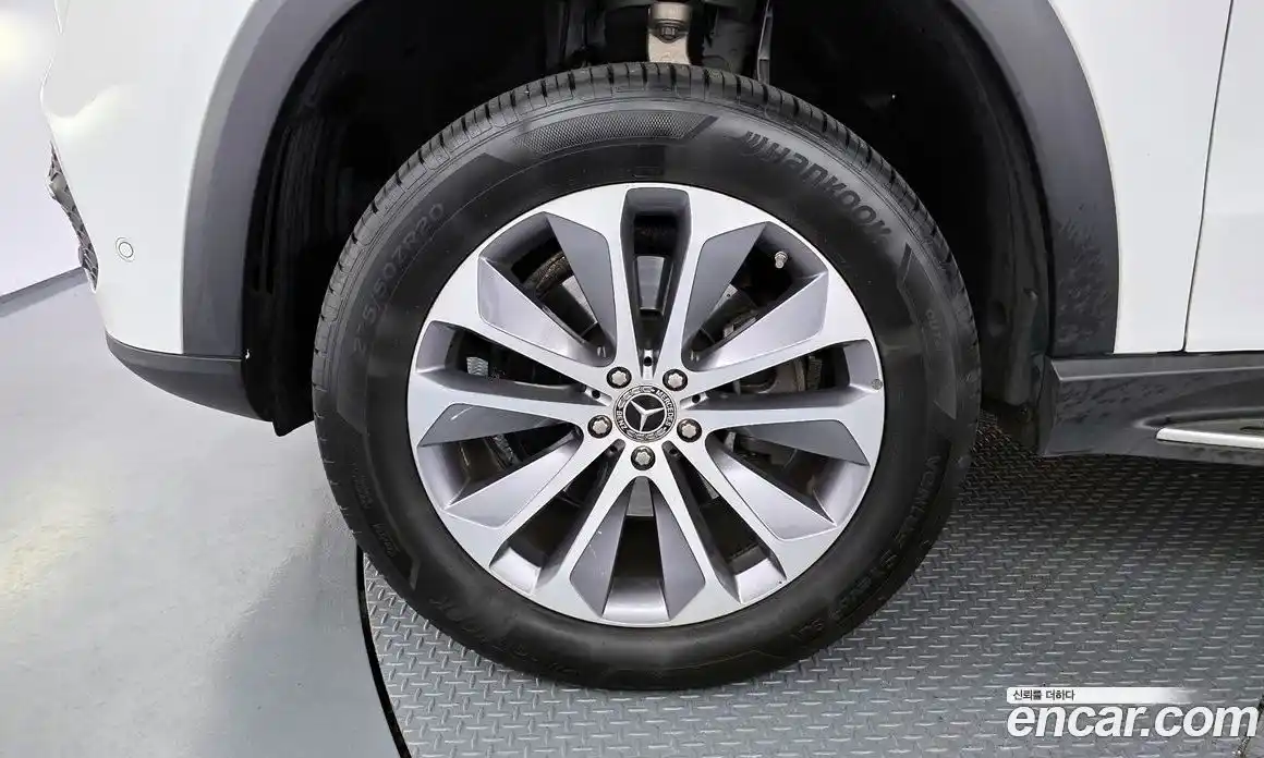 Mercedes-Benz GLE-Class 2022 2.0 Автомат в Москве № 1194677, фото 5