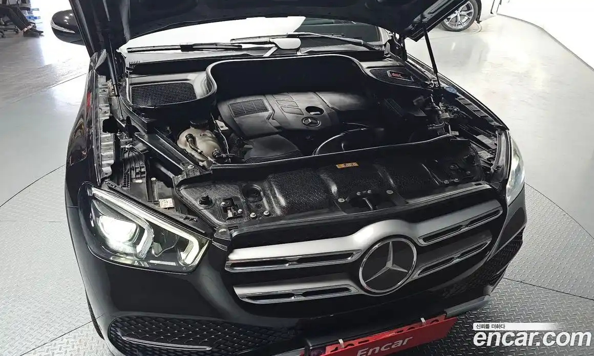 Mercedes-Benz GLE-Class 2021 1.9 Автомат в Москве № 1194722, фото 6