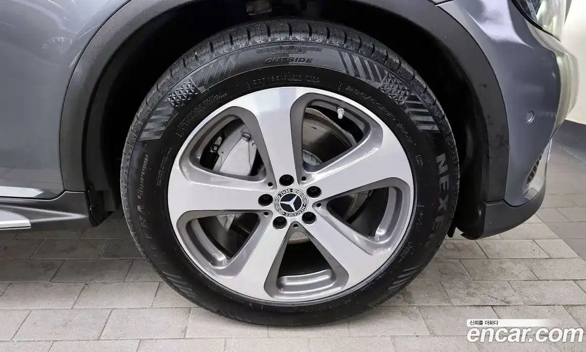 Mercedes-Benz GLC-Class 2019 2.0 Автомат в Москве № 1194759, фото 5