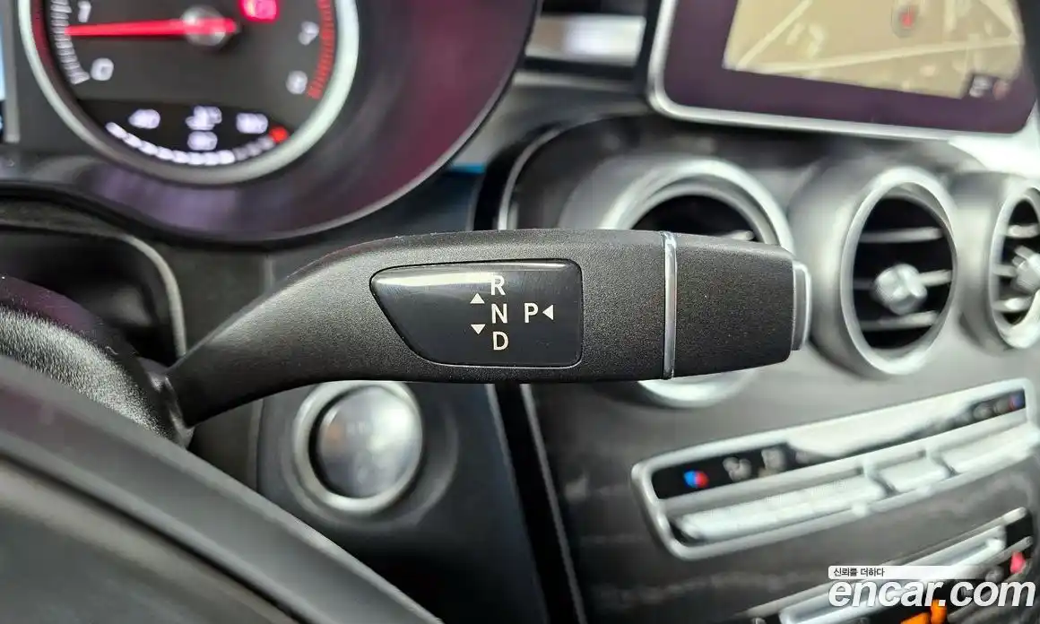 Mercedes-Benz GLC-Class 2019 2.0 Автомат в Москве № 1194759, фото 9