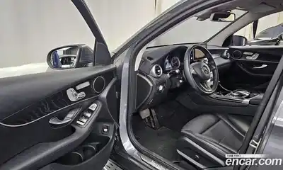 Mercedes-Benz GLC-Class 2019 2.0 Автомат в Москве № 1194759, миниатюра 10
