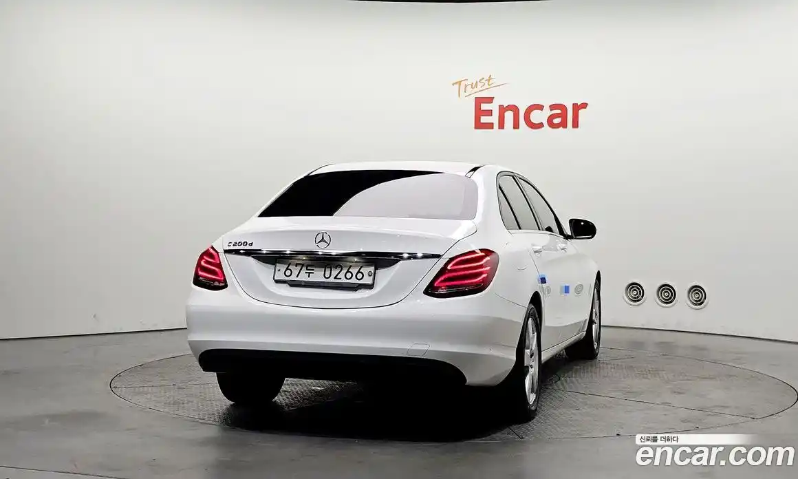 Mercedes-Benz C-Class 2016 1.6 гидро в Москве № 1194779, фото 4