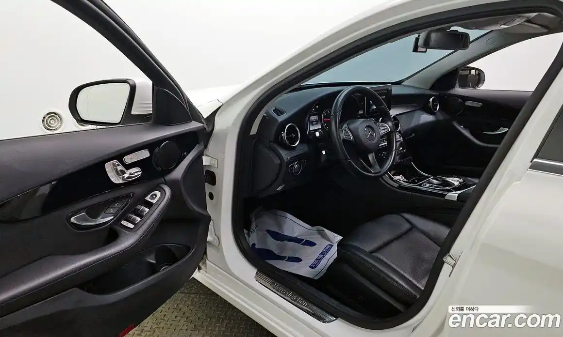 Mercedes-Benz C-Class 2016 1.6 гидро в Москве № 1194779, фото 10