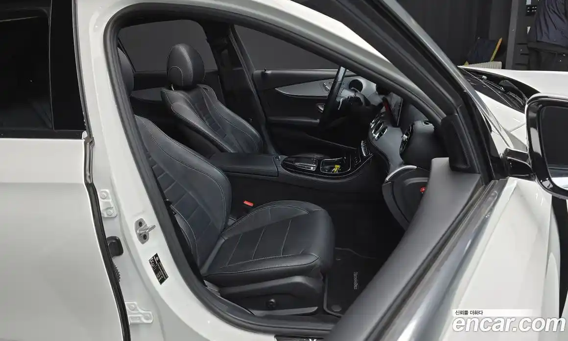 Mercedes-Benz E-Class 2020 2.0 Автомат в Москве № 1194785, фото 12