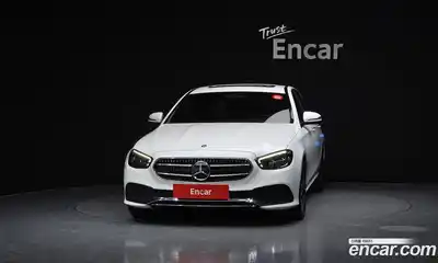 Mercedes-Benz E-Class 2020 2.0 Автомат в Москве № 1194785, миниатюра 3
