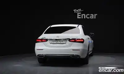 Mercedes-Benz E-Class 2020 2.0 Автомат в Москве № 1194785, миниатюра 4