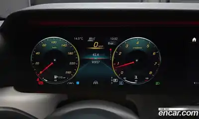 Mercedes-Benz E-Class 2020 2.0 Автомат в Москве № 1194785, миниатюра 8