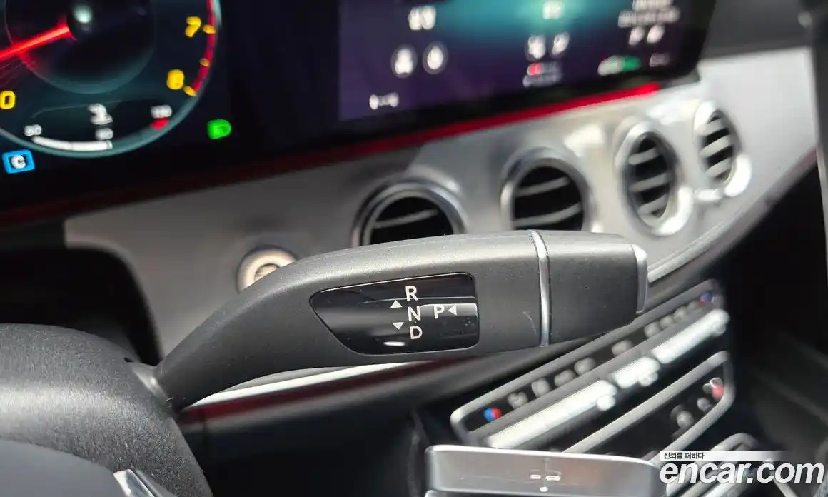 Mercedes-Benz E-Class 2020 2.0 Автомат в Москве № 1194785, фото 9