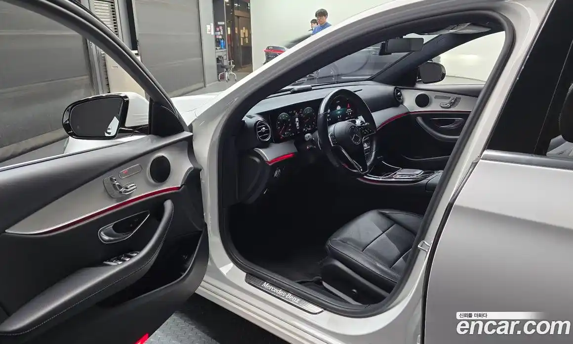 Mercedes-Benz E-Class 2020 2.0 Автомат в Москве № 1194785, фото 10