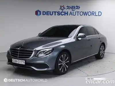 Mercedes-Benz E-Class 2019 2.0 Автомат в Москве № 1194841, миниатюра 2