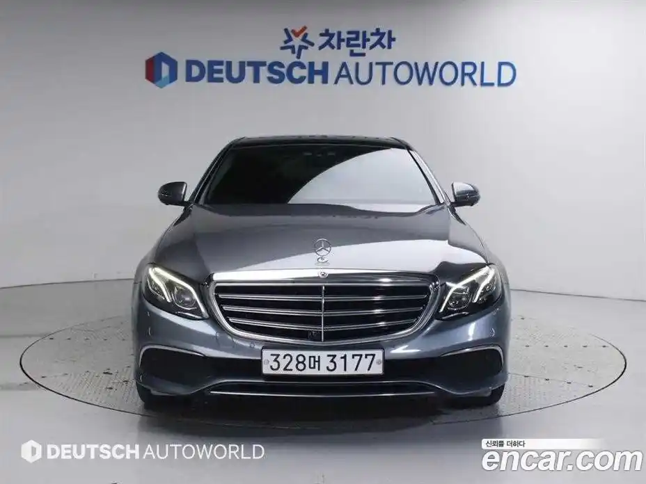 Mercedes-Benz E-Class 2019 2.0 Автомат в Москве № 1194841, фото 4