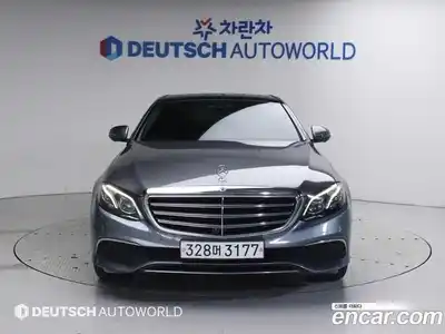 Mercedes-Benz E-Class 2019 2.0 Автомат в Москве № 1194841, миниатюра 4