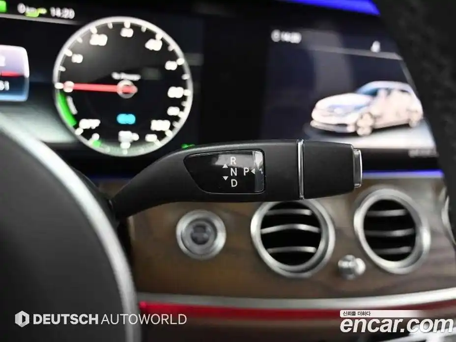 Mercedes-Benz E-Class 2019 2.0 Автомат в Москве № 1194841, фото 9