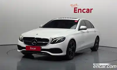 Mercedes-Benz E-Class E200 Avantgarde