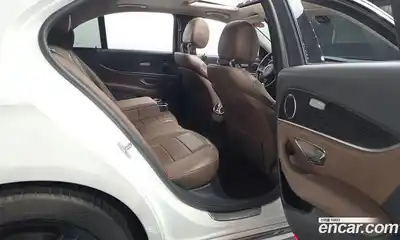 Mercedes-Benz E-Class 2018 2.0 Автомат в Москве № 1194847, миниатюра 12