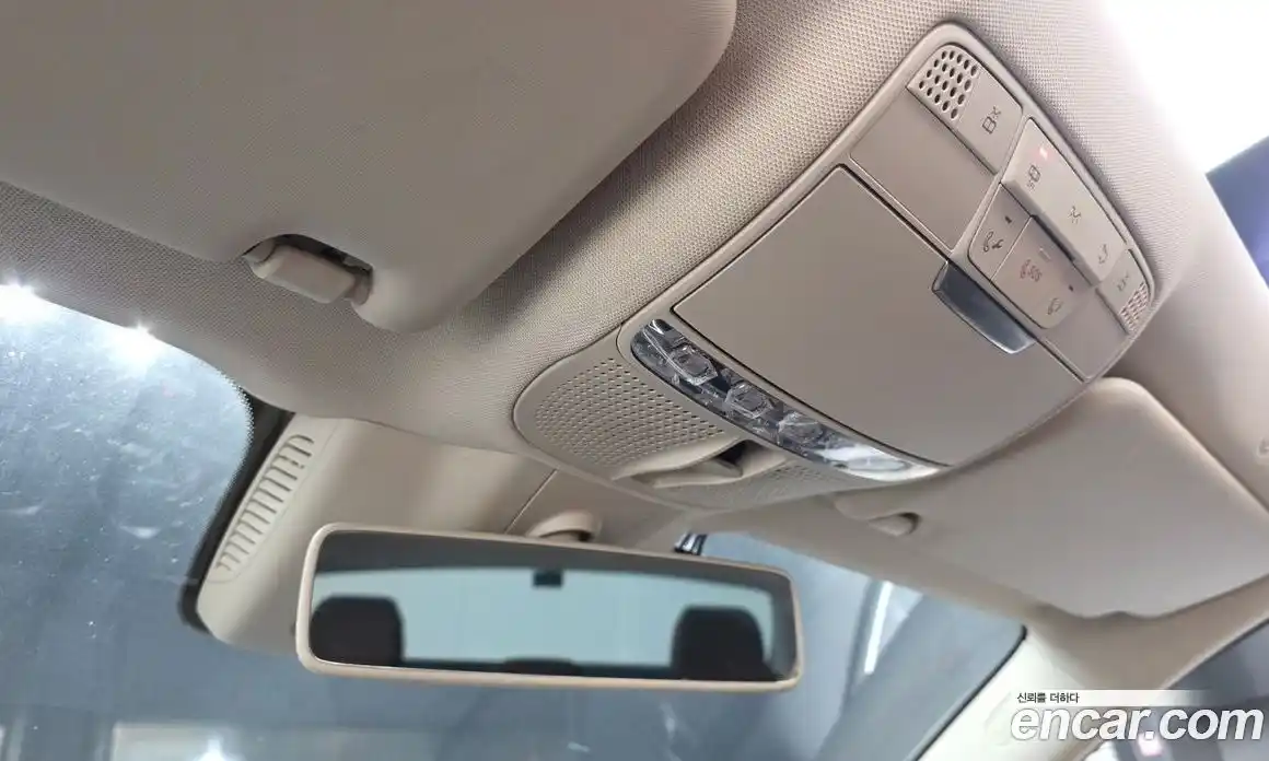 Mercedes-Benz E-Class 2018 2.0 Автомат в Москве № 1194847, фото 17