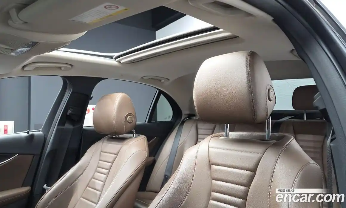 Mercedes-Benz E-Class 2018 2.0 Автомат в Москве № 1194847, фото 18