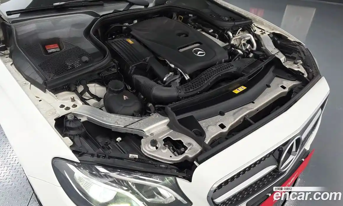 Mercedes-Benz E-Class 2018 2.0 Автомат в Москве № 1194847, фото 6