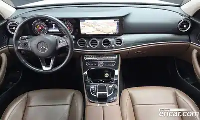 Mercedes-Benz E-Class 2018 2.0 Автомат в Москве № 1194847, миниатюра 7
