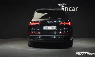 Audi Q7 2022 3.0 гидро в Москве № 1195331, миниатюра 4