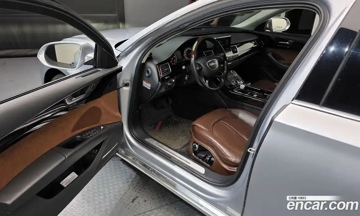 Audi A8 2014 3.0 гидро в Москве № 1195524, фото 10