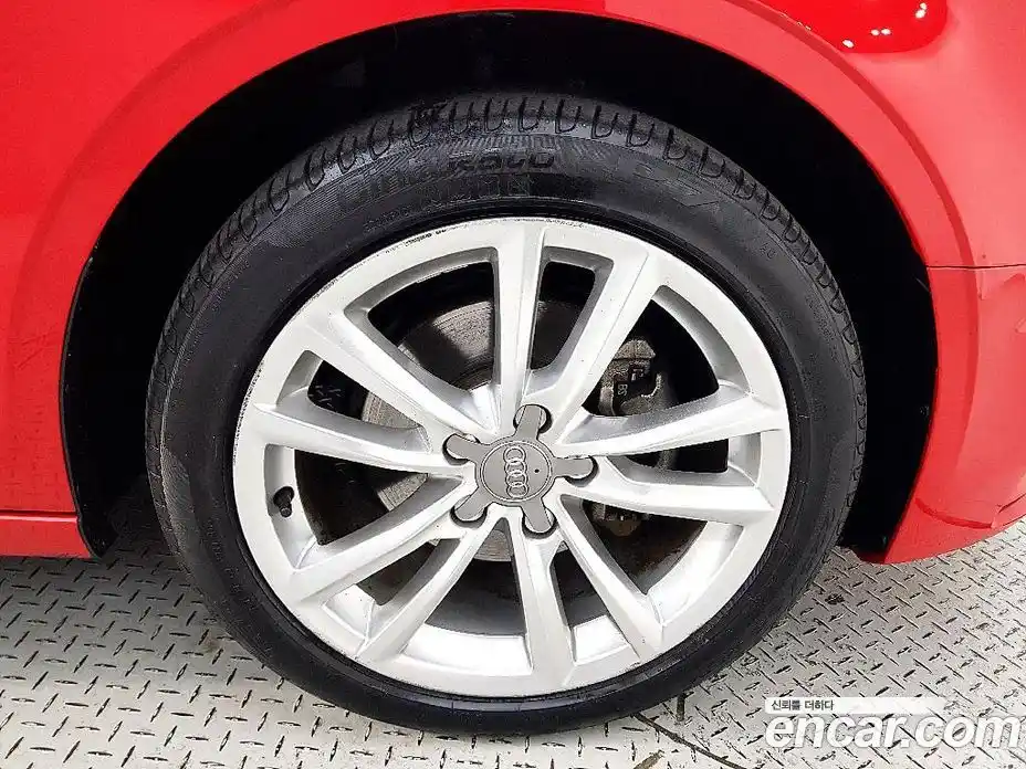 Audi A3 2016 2.0 гидро в Москве № 1195578, фото 20