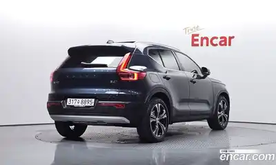 Volvo XC40 2020 2.0 гидро в Москве № 1195760, миниатюра 2