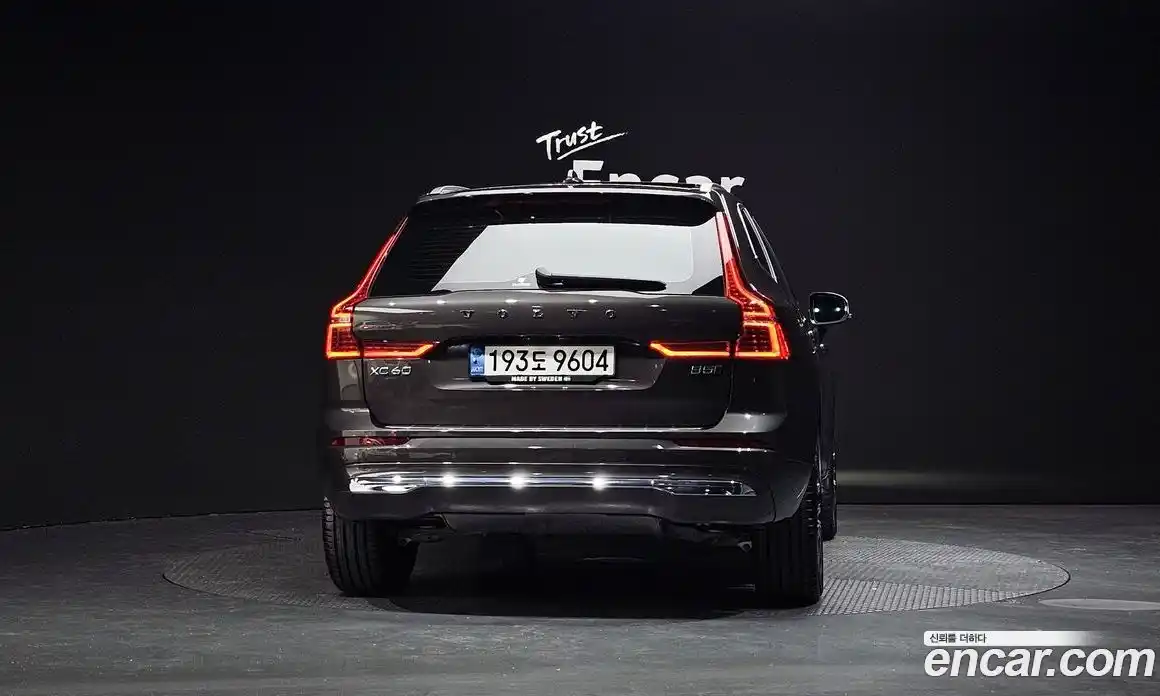 Volvo XC60 2022 2.0 гидро в Москве № 1195763, фото 4