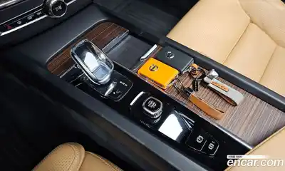 Volvo XC60 2022 2.0 гидро в Москве № 1195763, миниатюра 9