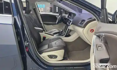 Volvo V40 2015 1.6 гидро в Москве № 1195874, миниатюра 11