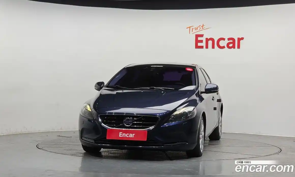 Volvo V40 2015 1.6 гидро в Москве № 1195874, фото 3