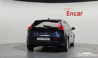Volvo V40 2015 1.6 гидро в Москве № 1195874, миниатюра 4