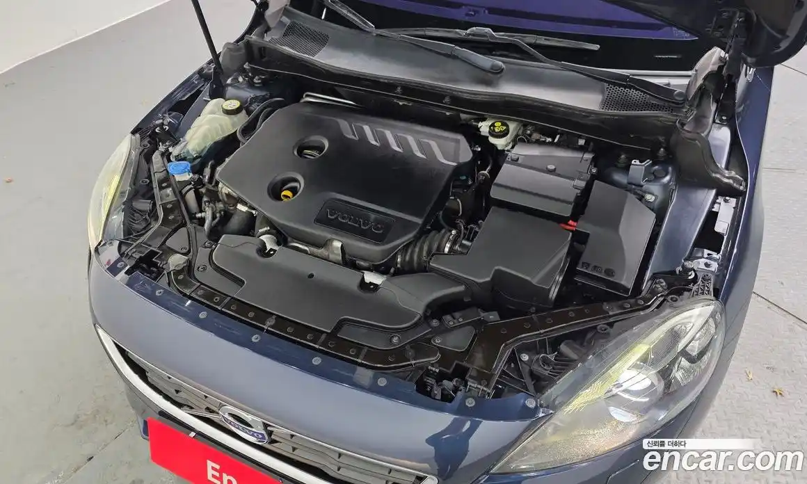 Volvo V40 2015 1.6 гидро в Москве № 1195874, фото 6