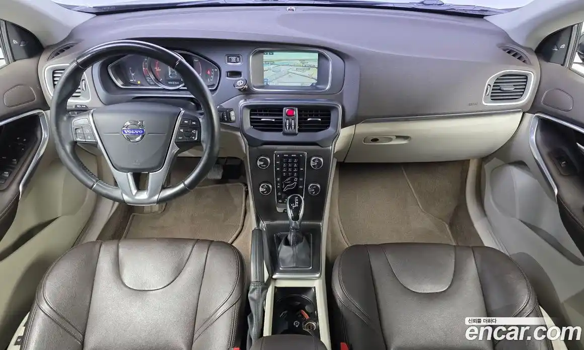 Volvo V40 2015 1.6 гидро в Москве № 1195874, фото 7