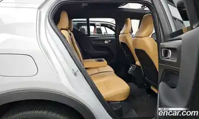 Volvo XC40 2020 2.0 гидро в Москве № 1195936, миниатюра 12
