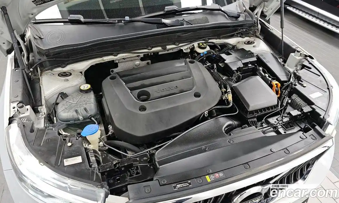 Volvo XC40 2020 2.0 гидро в Москве № 1195936, фото 6