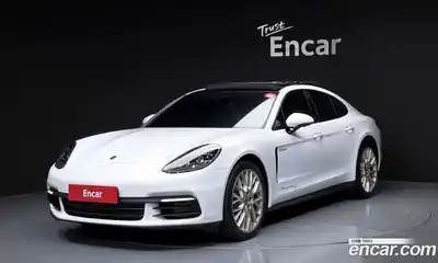 Porsche Panamera, 2020